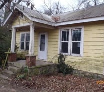 Single Family 2BR 1BA - 501 LOVE BRIDGE RD, Calhoun, GA