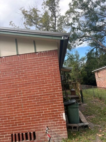2081 Baldwin photo 8