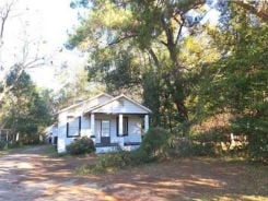 Single Family 3BR 2BA - 2516 PLEASANT VLY RD, Mobile, AL
