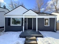 Single Family 2BR 1BA - 20612 Kingsville St, Harper Woods, MI