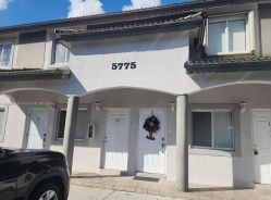 Condo 3BR 2BA - 5775 NW 109TH AVE, Doral, FL