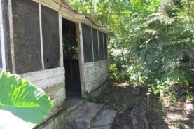 Single Family 1BR 1BA - 37236 ROSE AVE, Dade City, FL