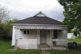 Single Family 2BR 1BA - 503 E MAIN ST, Van Buren, IN