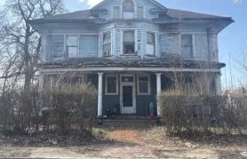 Single Family 4BR 1BA - 826 N 11TH, Saint Joseph, MO