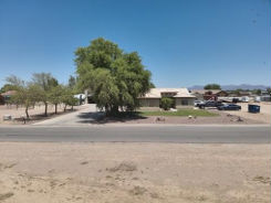 Single Family 4BR 2BA - 4048 E TRIPLE CROWN DR, San Tan Valley, AZ