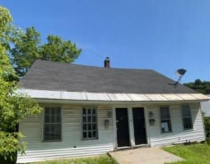 Multifamily 8BR 2BA - 90 MOUNT VERNON ST, Saint Johnsbury, VT