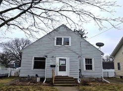 Single Family 3BR 1BA - 1009 5TH AVE NW, Austin, MN