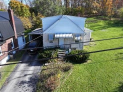 Single Family 3BR 1BA - 3062 COLONIAL DR, Duncansville, PA
