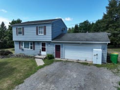 Single Family 3BR 2BA - 7225 BEAR SWAMP RD, Williamson, NY
