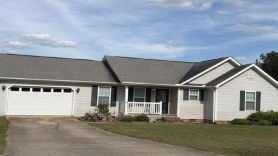 Single Family 4BR 3BA - 117 ESSEX DR, Clinton, SC