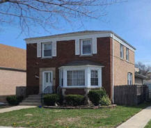 Single Family 3BR 2BA - 8213 S SPAULDING AVE, Chicago, IL