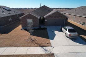 Single Family 3BR 2BA - 522 MONROE JACKSON ST, Venus, TX