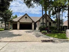 Single Family 4BR 4BA - 18807 AQUATIC DR, Humble, TX