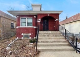 Single Family 4BR 2BA - 9132 S BLACKSTONE AVE, Chicago, IL