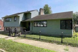 Single Family 2BR 2BA - 233 W JACKSON ST, Shelbyville, IN