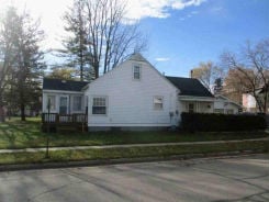 Single Family 2BR 1BA - 201 GRANT ST, Auburn, MI