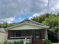 Single Family 4BR 1BA - 3032 GRAND AVE, Louisville, KY