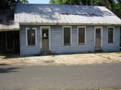 Single Family 3BR 2BA - 12018 MARSTON ST, Clinton, LA
