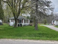 Single Family 2BR 1BA - 4056 N THREE RIVERS RD, Gladwin, MI