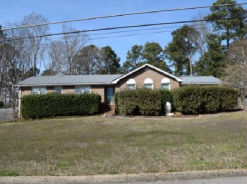 Single Family 4BR 2BA - 6231 SHALLOW CREEK LN, Douglasville, GA