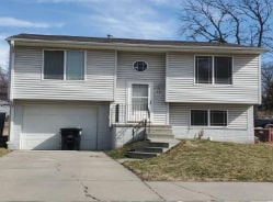 Single Family 2BR 2BA - 5817 S 51ST ST, Omaha, NE