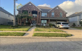 Single Family 6BR 4BA - 13922 BLUE VISTA DR, Sugar Land, TX