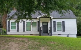 Single Family 3BR 2BA - 2686 BAKER RIDGE DR, Atlanta, GA
