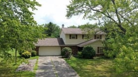 Single Family 3BR 3BA - 3270 CANDLELIGHT TRL, Marion, IN