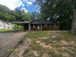 Single Family 2BR 2BA - 98 Melwood Street, Jackson, TN